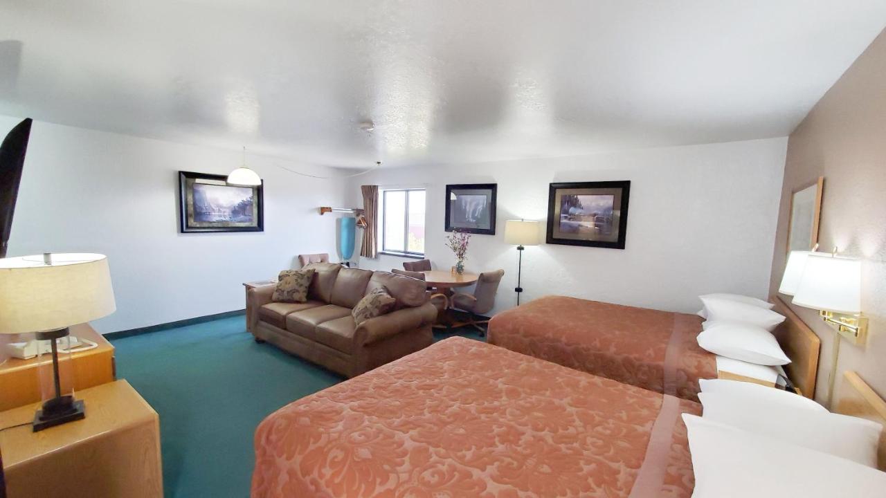Motel Super 8 By Wyndham Cut Bank Exterior foto